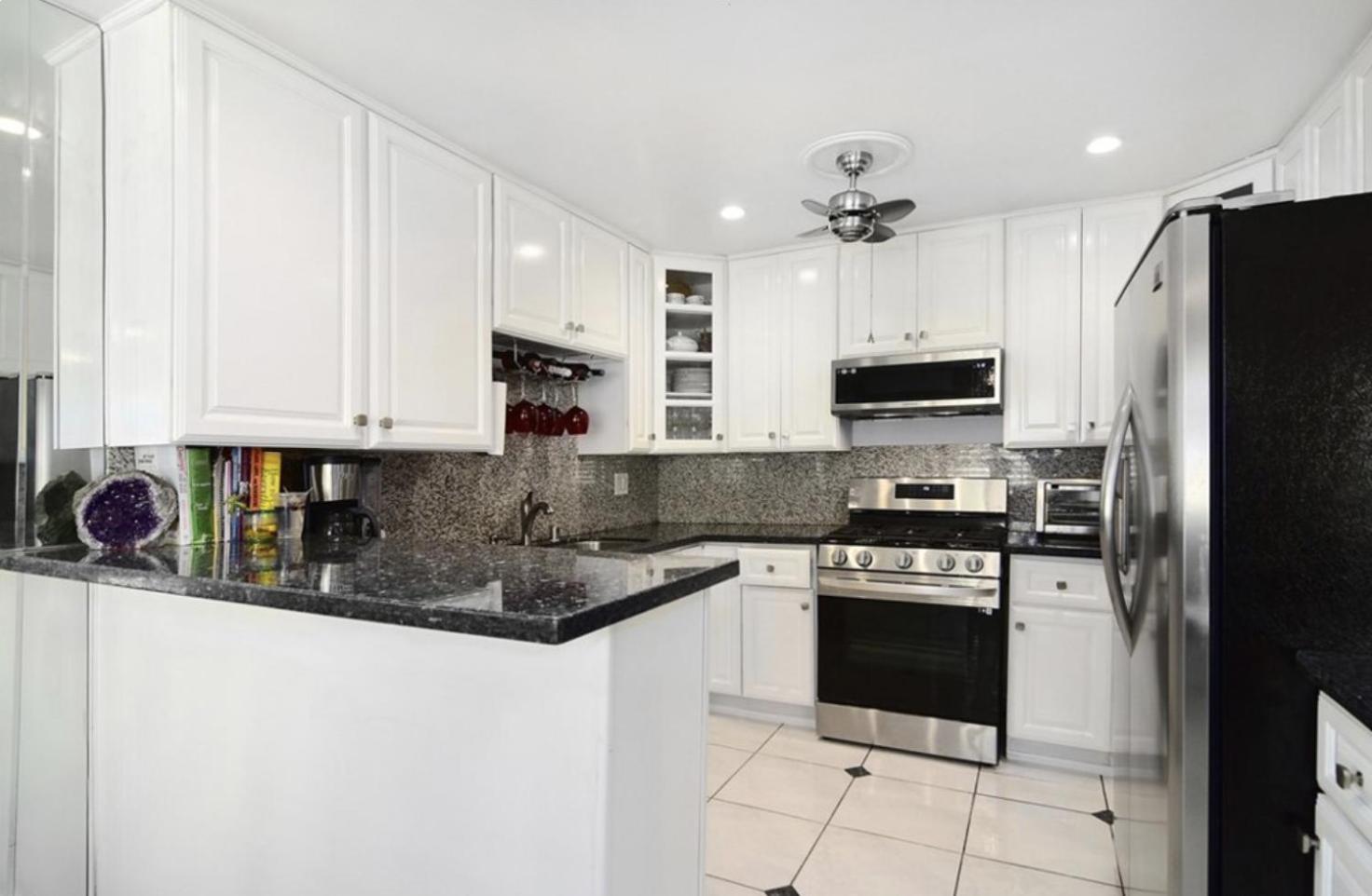 Collinswood With Private Bathroom In Shared Séjour chez l'habitant Los Angeles